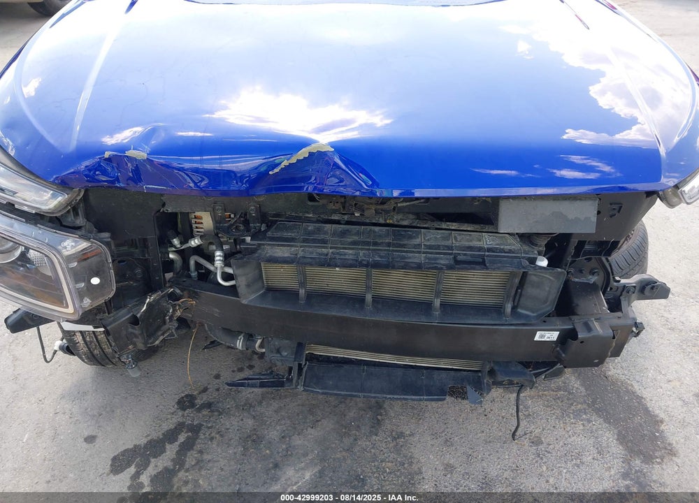 2024 HYUNDAI VENUE SEL VIN: KMHRC8A33RU287115