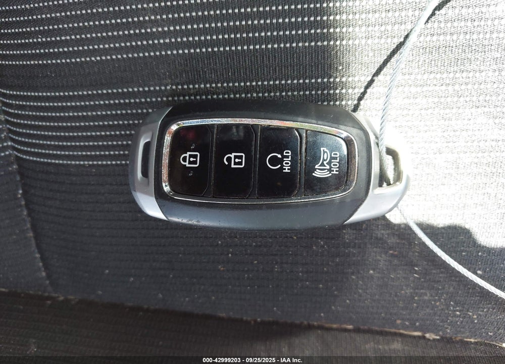 2024 HYUNDAI VENUE SEL VIN: KMHRC8A33RU287115