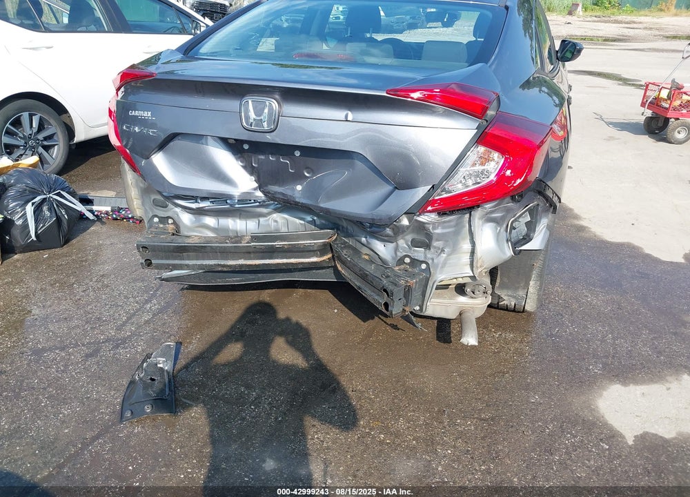 2020 HONDA CIVIC LX VIN: 2HGFC2F6XLH567424