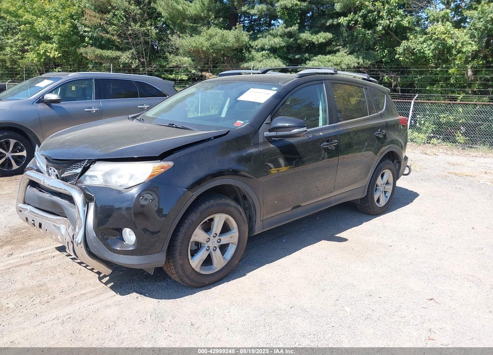 2014 TOYOTA RAV4 XLE VIN: 2T3RFREV2EW167848