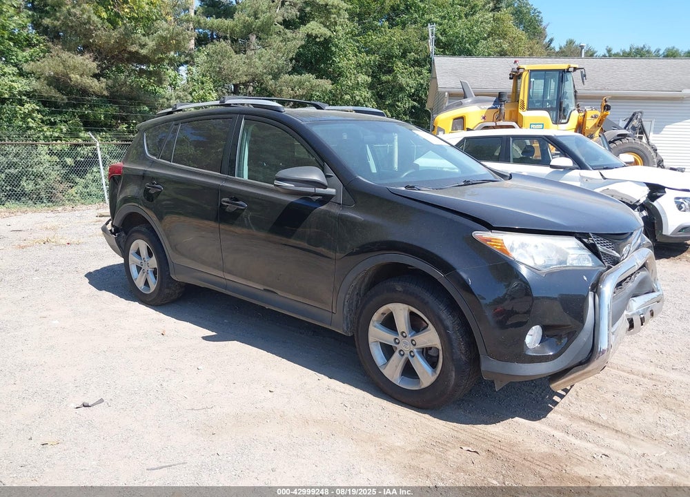2014 TOYOTA RAV4 XLE VIN: 2T3RFREV2EW167848