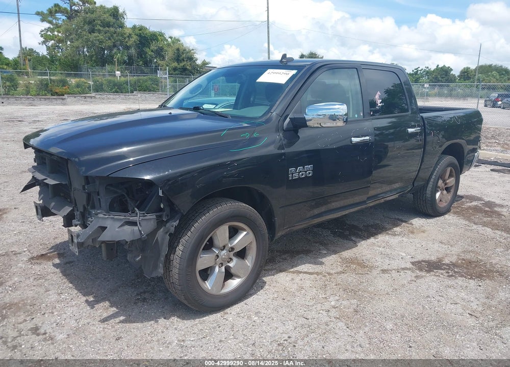 2018 RAM 1500 VIN: 3C6RR7LG8JG196966