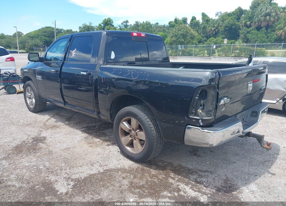 2018 RAM 1500 VIN: 3C6RR7LG8JG196966