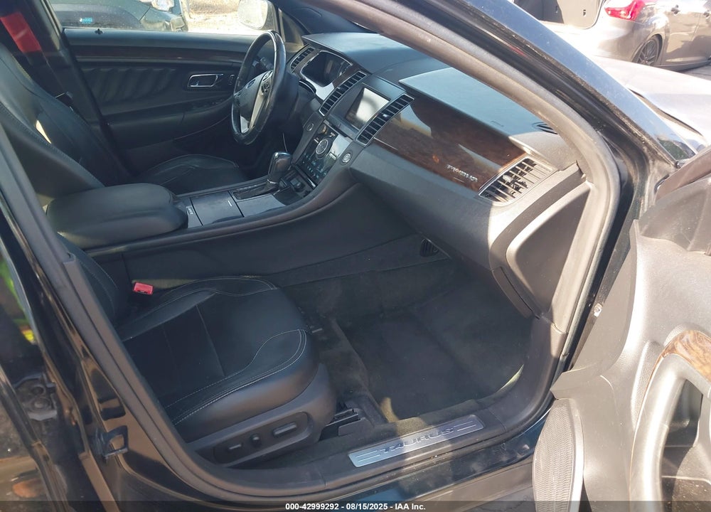 2014 FORD TAURUS VIN: 1FAHP2F83EG104588