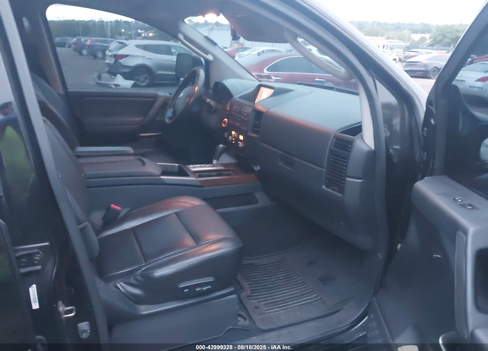 2011 NISSAN TITAN VIN: 1N6AA0EC1BN308804