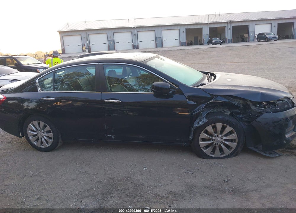 2015 HONDA ACCORD VIN: 1HGCR2F86FA258863