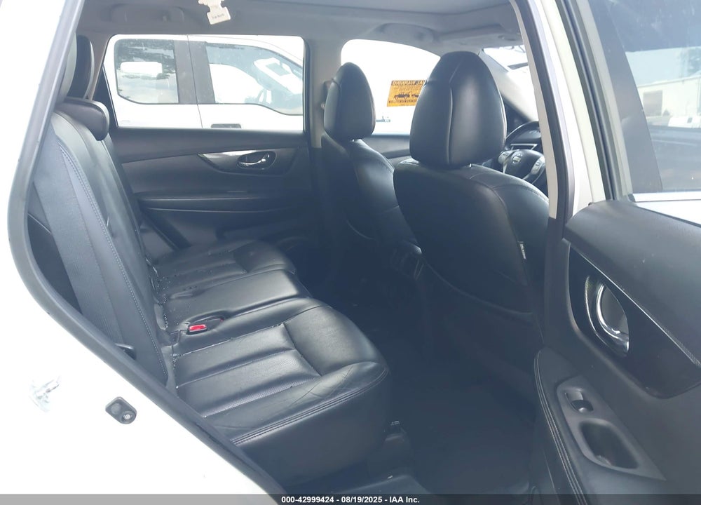 2015 NISSAN ROGUE VIN: 5N1AT2MV4FC858202