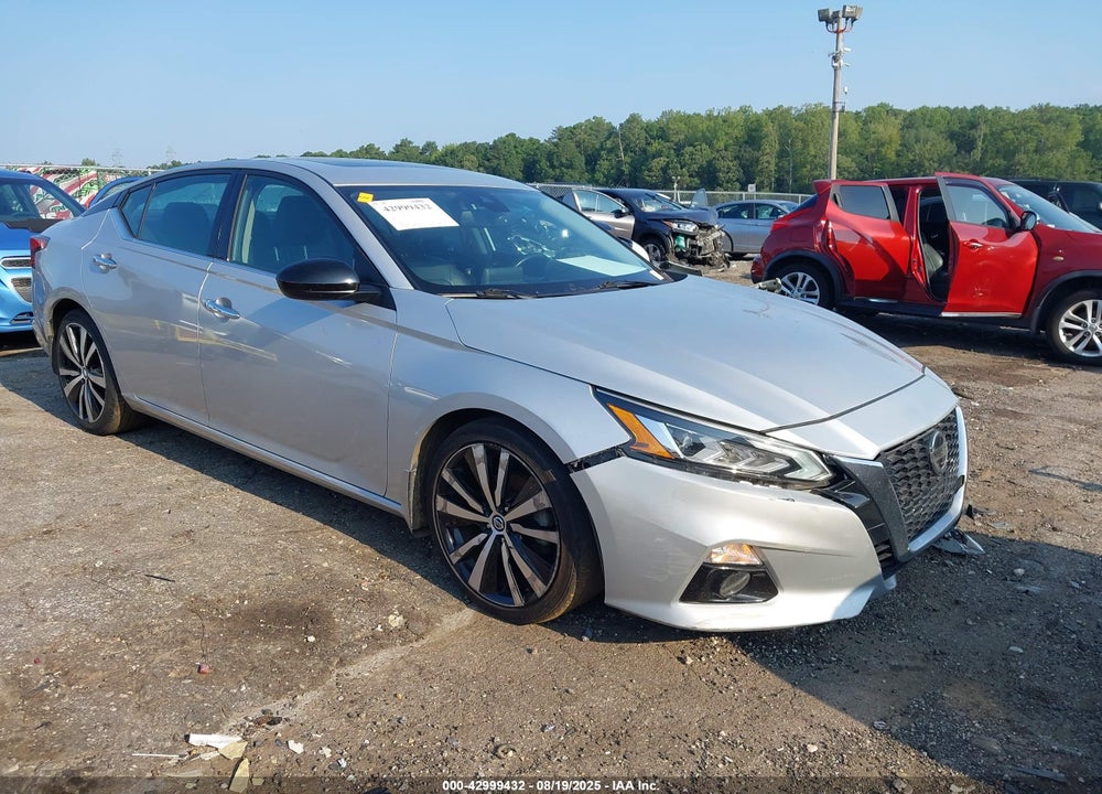 2020 NISSAN ALTIMA PLATINUM FWD VIN: 1N4BL4FVXLC185886