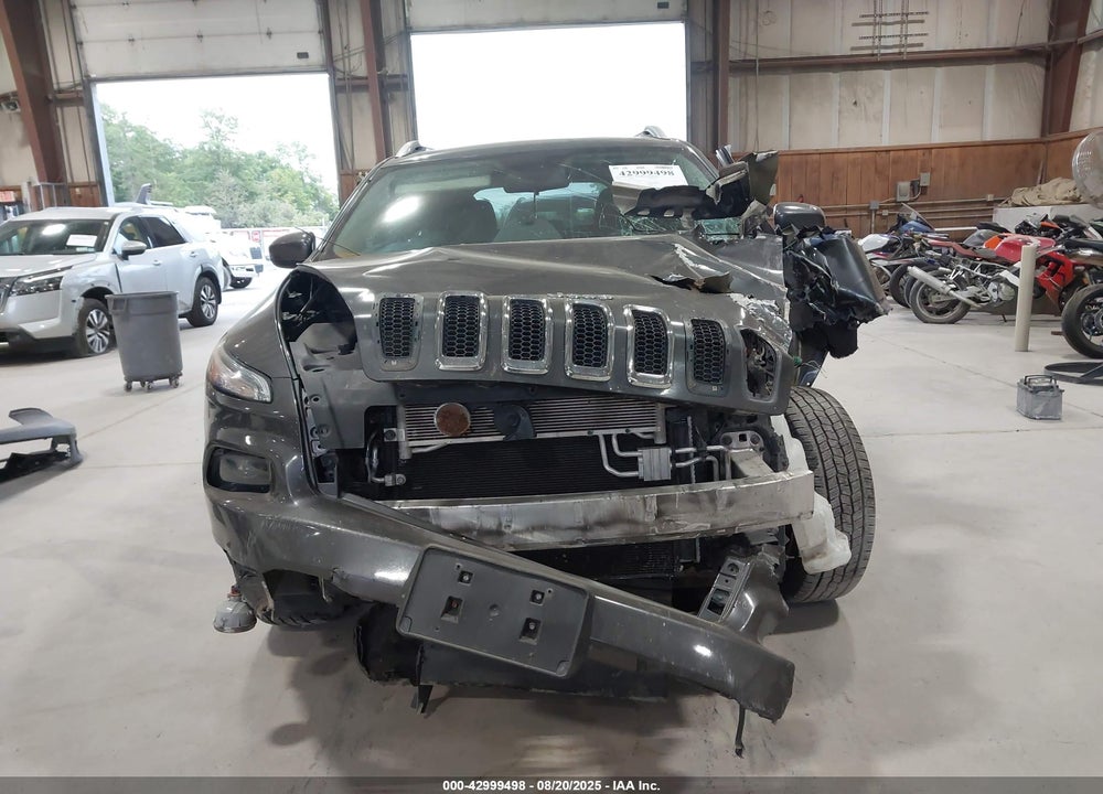 2016 JEEP CHEROKEE LATITUDE VIN: 1C4PJMCS8GW119437