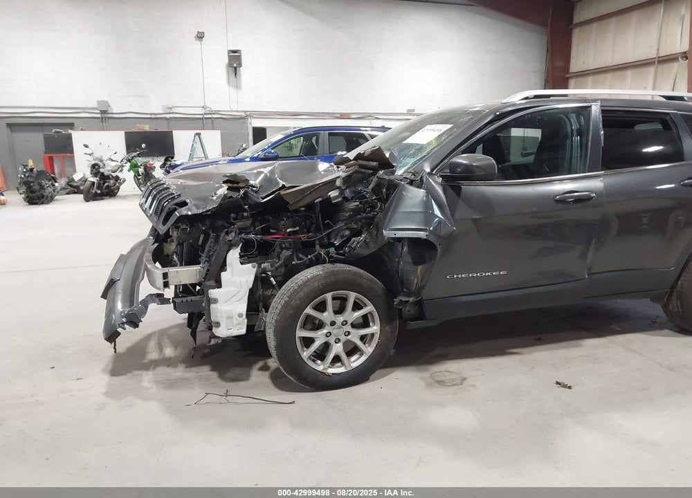 2016 JEEP CHEROKEE LATITUDE VIN: 1C4PJMCS8GW119437
