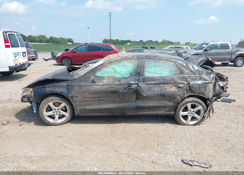 2019 AUDI A3 VIN: WAUAUHFF4KA075636