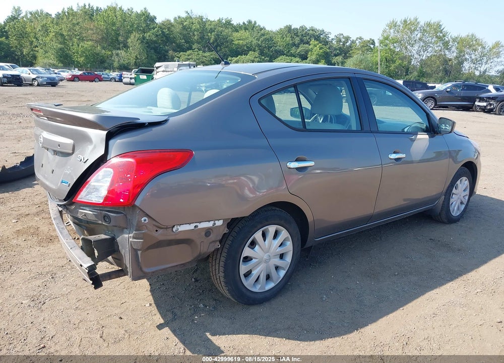 2015 NISSAN VERSA VIN: 3N1CN7AP4FL814041