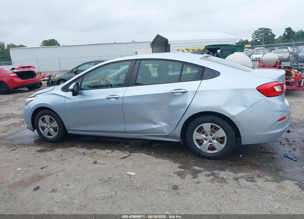 2018 CHEVROLET CRUZE VIN: 1G1BC5SM2J7220173