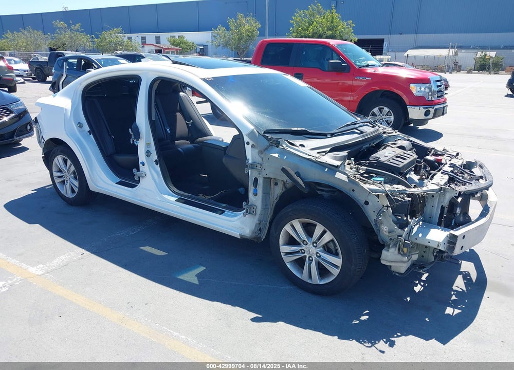 2013 ACURA ILX 2.0L VIN: 19VDE1F35DE020308