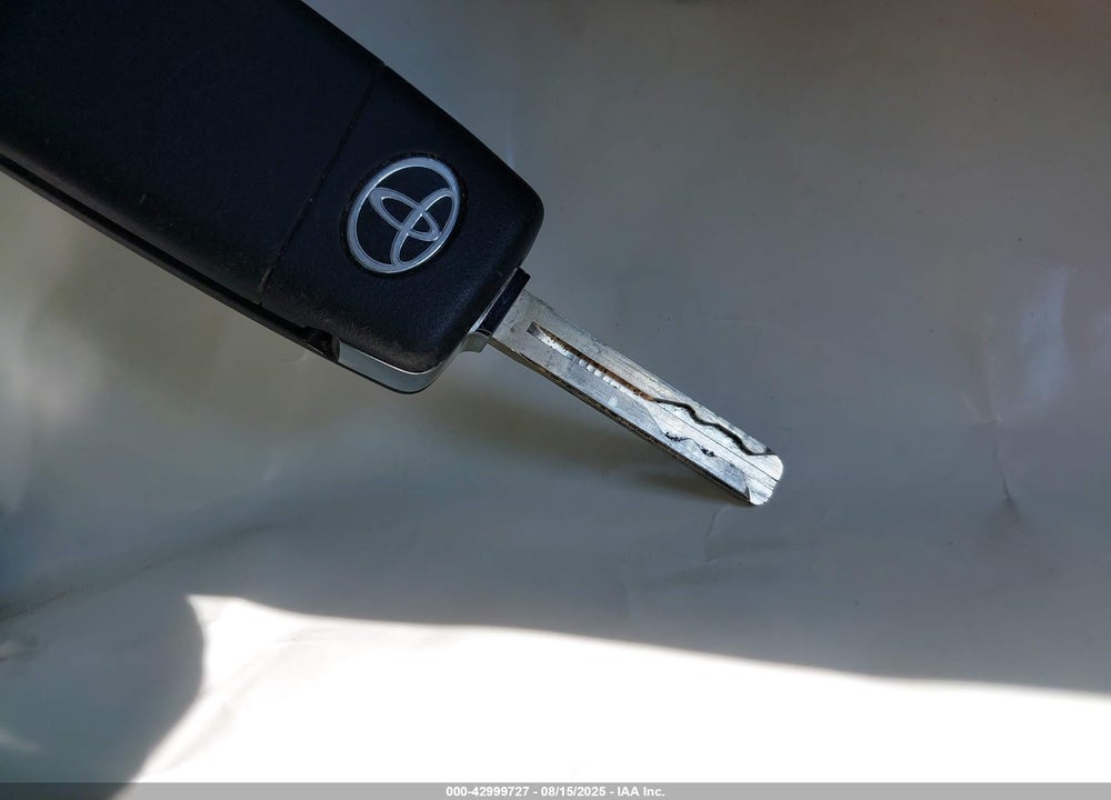 2024 TOYOTA COROLLA VIN: 5YFB4MDE6RP212379