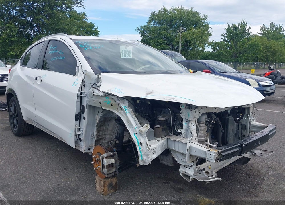 2021 HONDA HR-V VIN: 3CZRU6H18MM746561