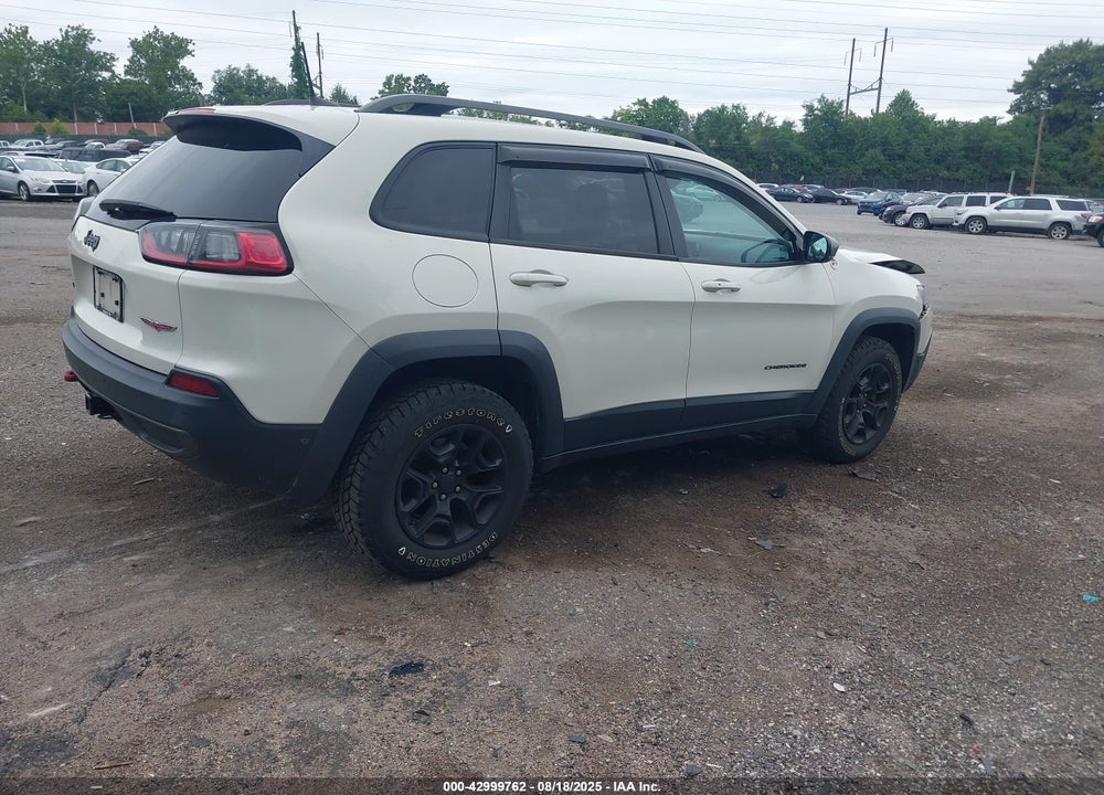 2019 JEEP CHEROKEE TRAILHAWK ELITE 4X4 VIN: 1C4PJMBN3KD192215