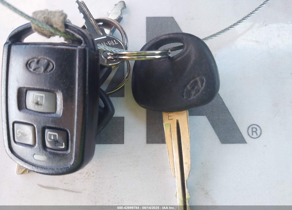2004 HYUNDAI SONATA VIN: KMHWF25SX4A055372
