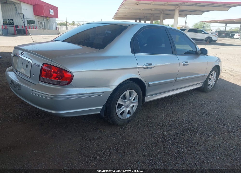 2004 HYUNDAI SONATA VIN: KMHWF25SX4A055372