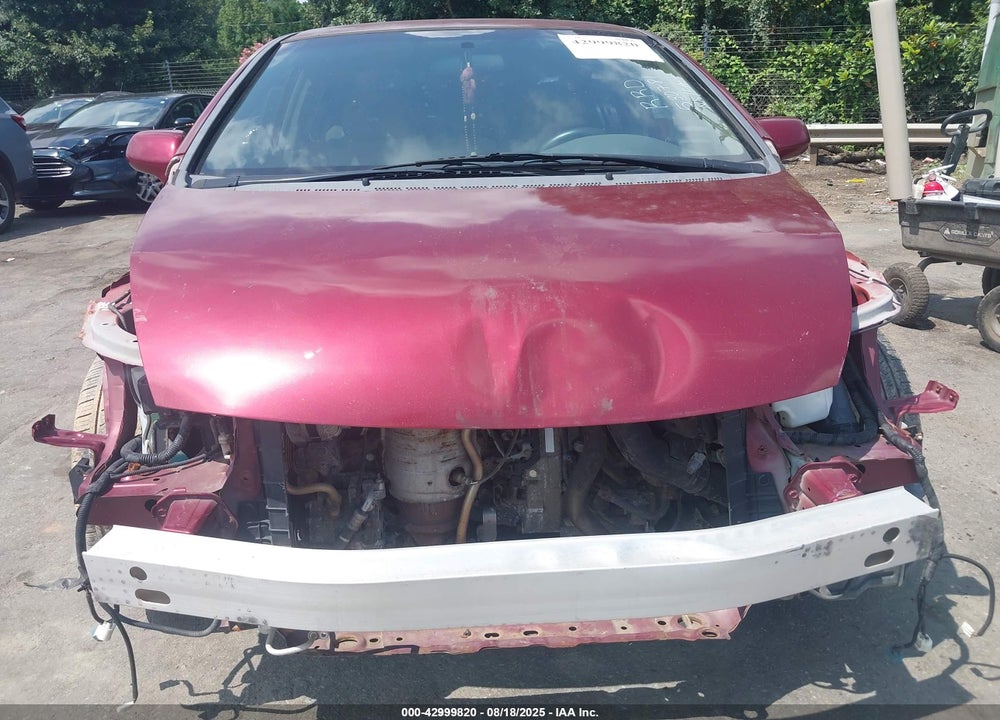 2010 HONDA CIVIC VIN: 2HGFA1F58AH530781