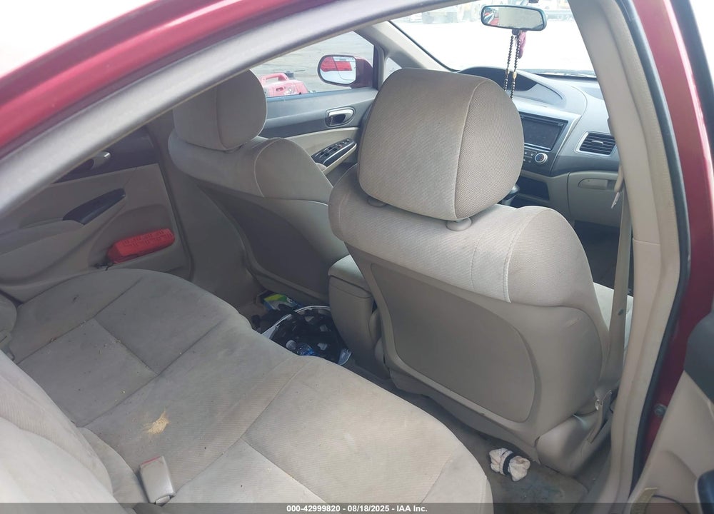 2010 HONDA CIVIC VIN: 2HGFA1F58AH530781