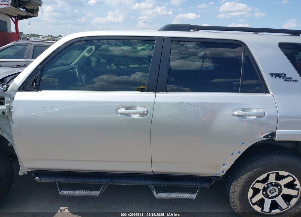 2021 TOYOTA 4RUNNER TRD OFF ROAD PREMIUM VIN: JTERU5JR1M5945050