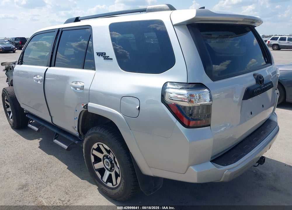 2021 TOYOTA 4RUNNER TRD OFF ROAD PREMIUM VIN: JTERU5JR1M5945050