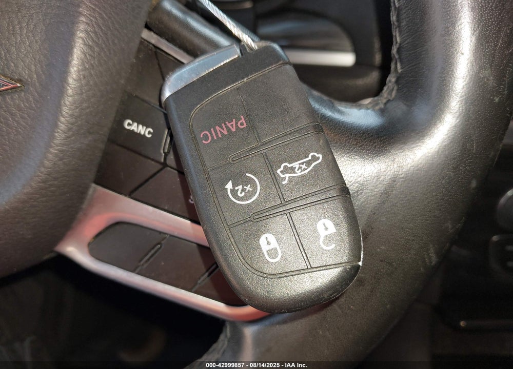 2019 CHRYSLER 300 VIN: 2C3CCAAG8KH548045