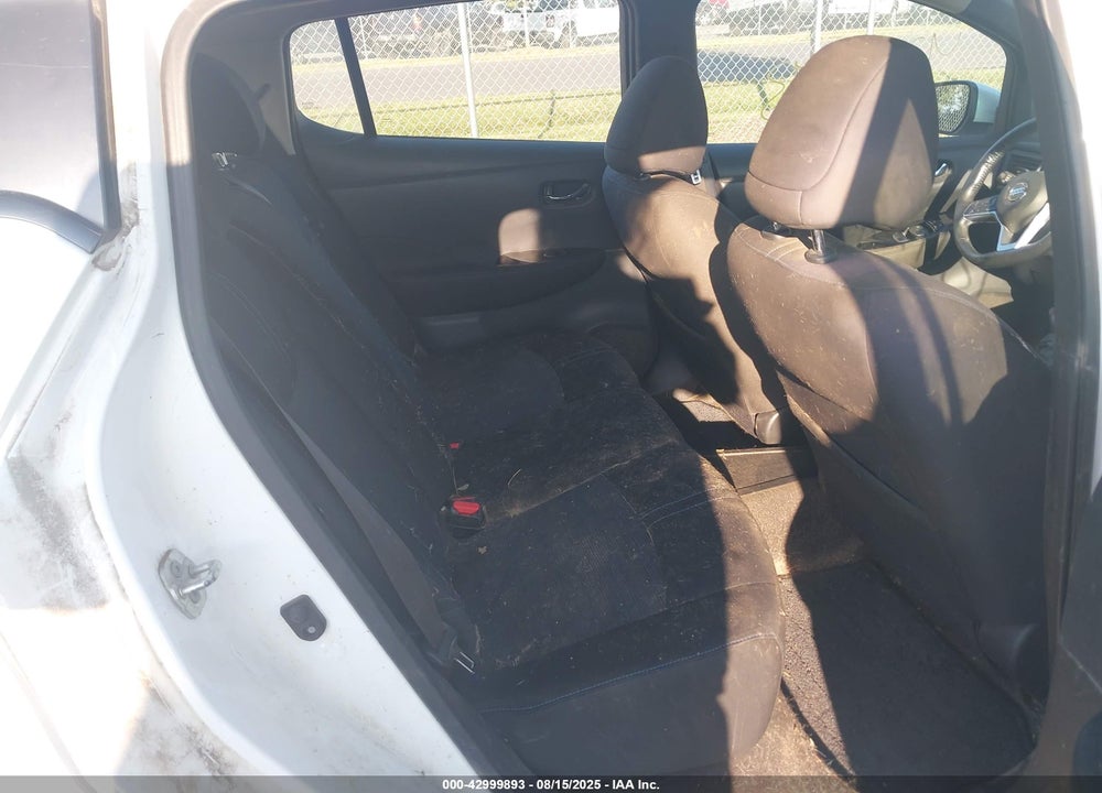 2018 NISSAN LEAF VIN: 1N4AZ1CP7JC303453