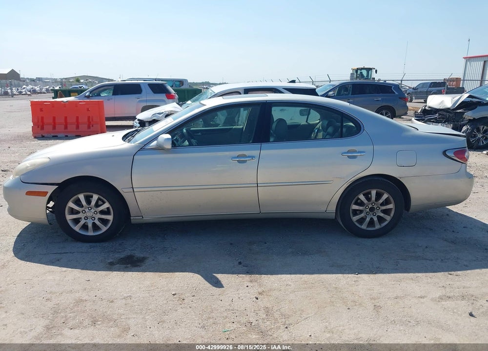 2004 LEXUS ES 330 VIN: JTHBA30G945018881