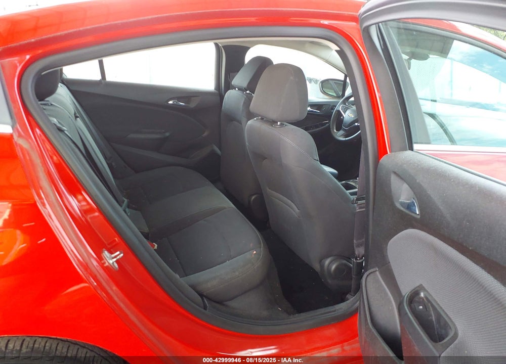2017 CHEVROLET CRUZE VIN: 1G1BE5SM1H7200162