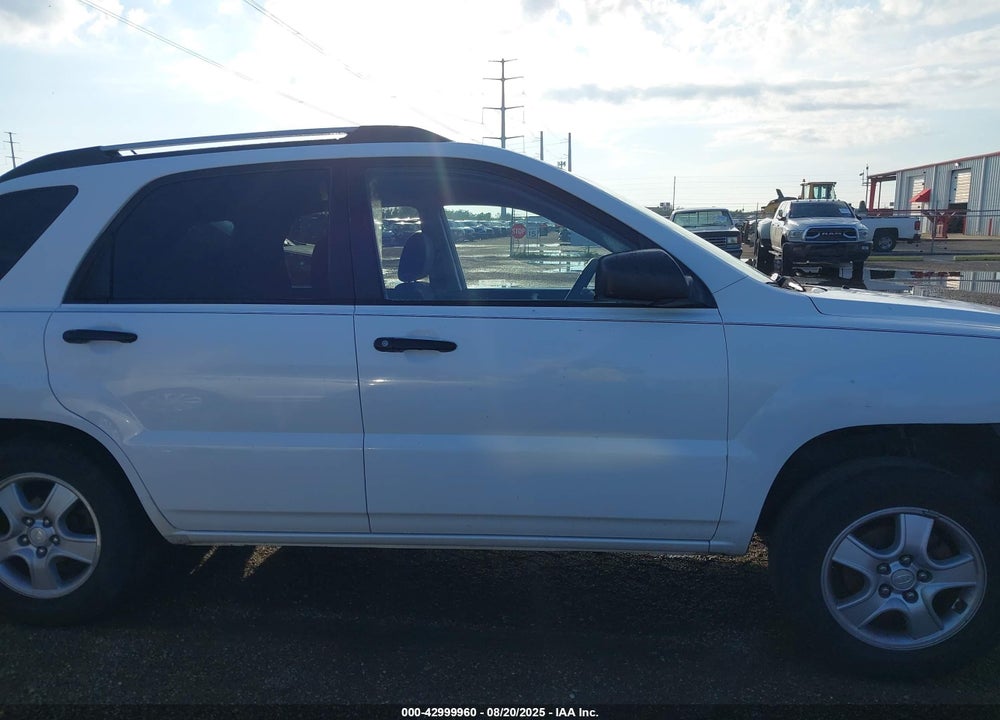 2008 KIA SPORTAGE LX VIN: KNDJF724387539954