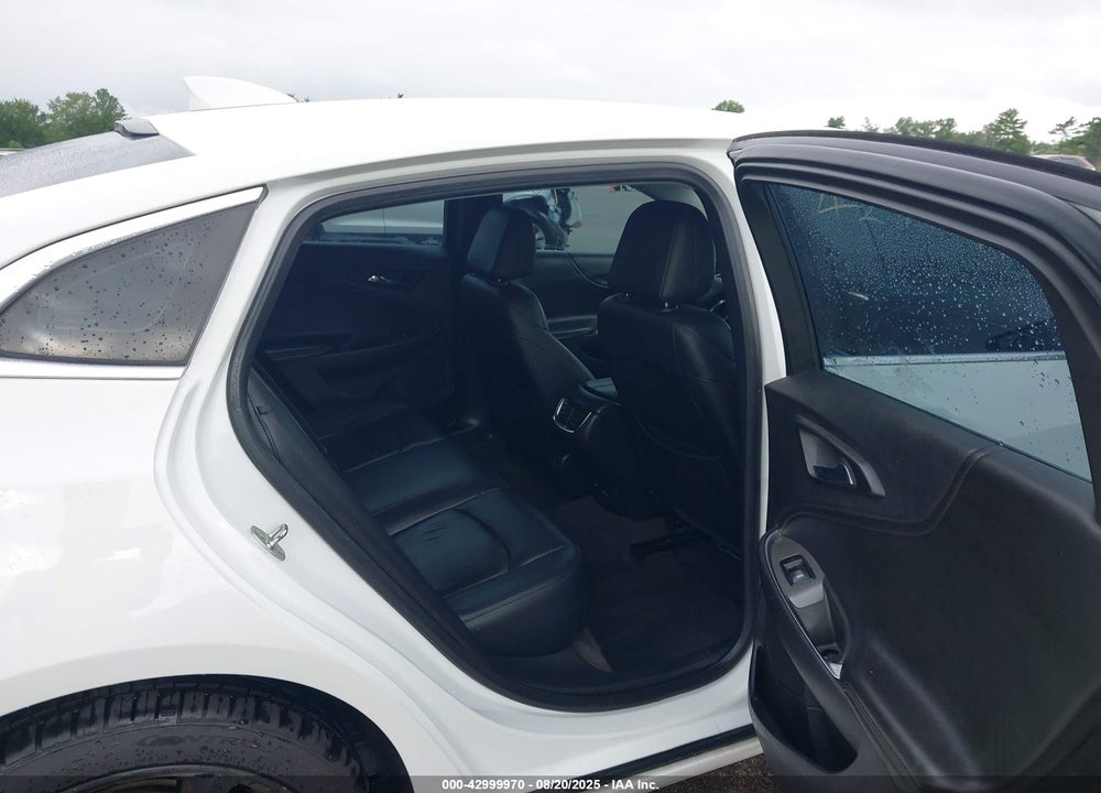 2018 CHEVROLET MALIBU VIN: 1G1ZD5ST6JF140447