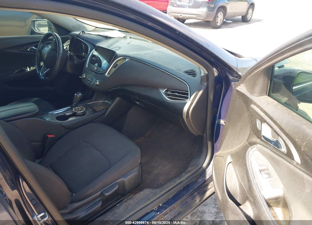 2017 CHEVROLET MALIBU VIN: 1G1ZE5ST8HF212840