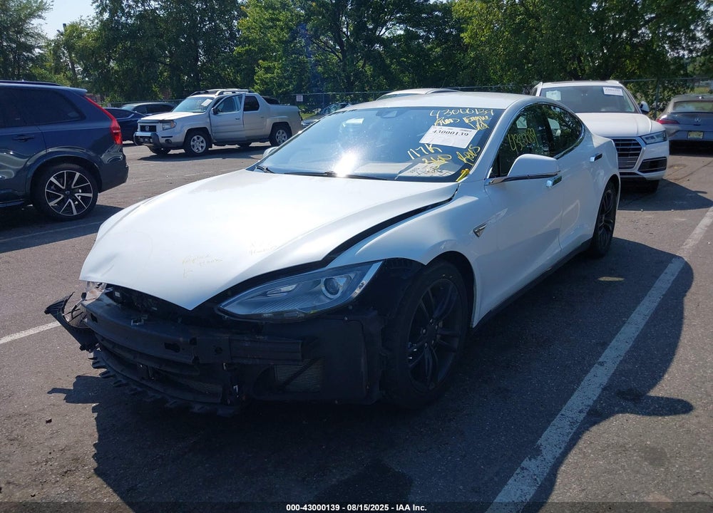 2015 TESLA MODEL S VIN: 5YJSA1E2XFF114099