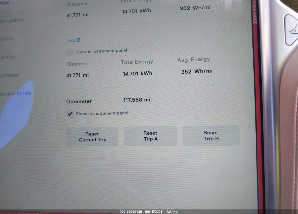 2015 TESLA MODEL S VIN: 5YJSA1E2XFF114099