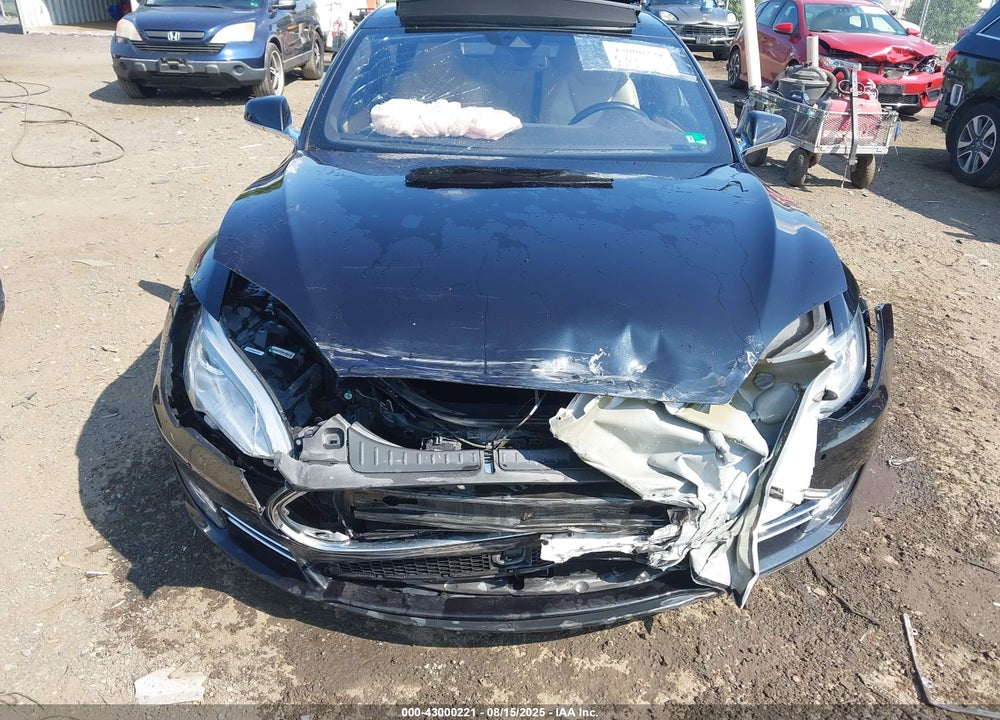 2015 TESLA MODEL S 70D/85D/P85D VIN: 5YJSA1E2XFF108268