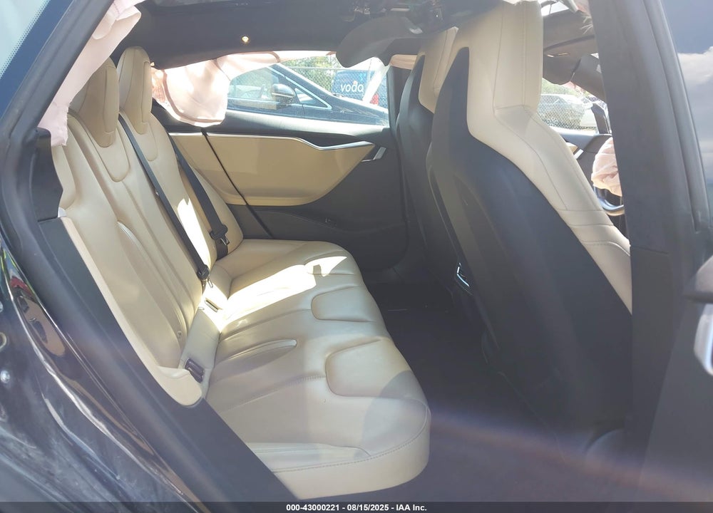 2015 TESLA MODEL S 70D/85D/P85D VIN: 5YJSA1E2XFF108268