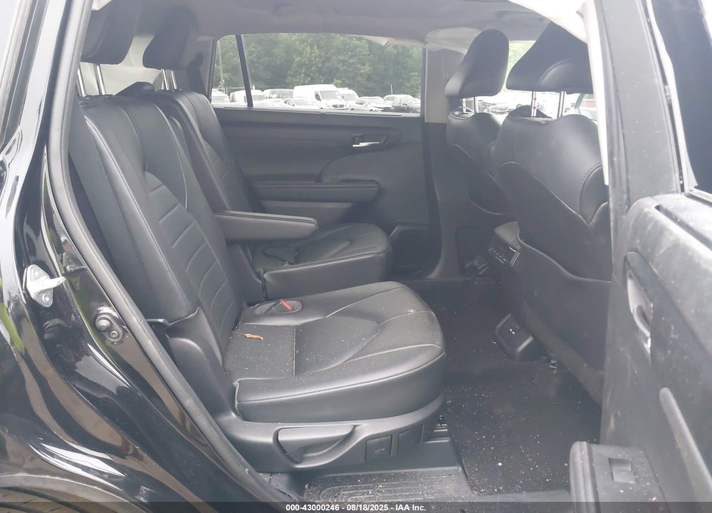 2021 TOYOTA HIGHLANDER VIN: 5TDHZRBH7MS523857