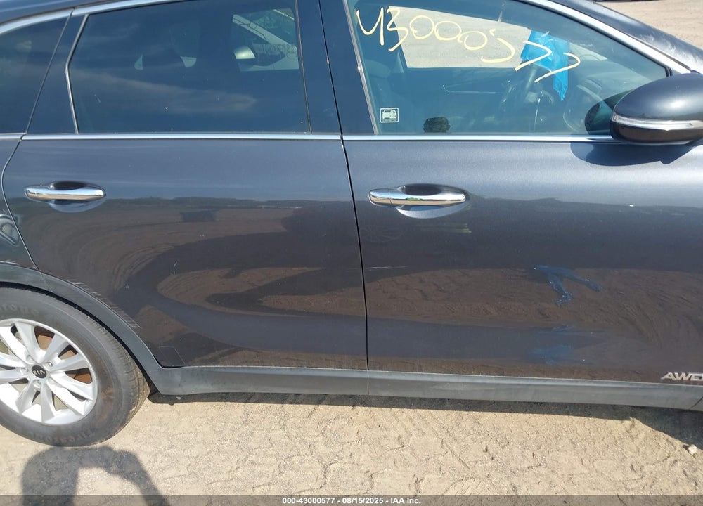 2019 KIA SORENTO VIN: 5XYPGDA51KG522810