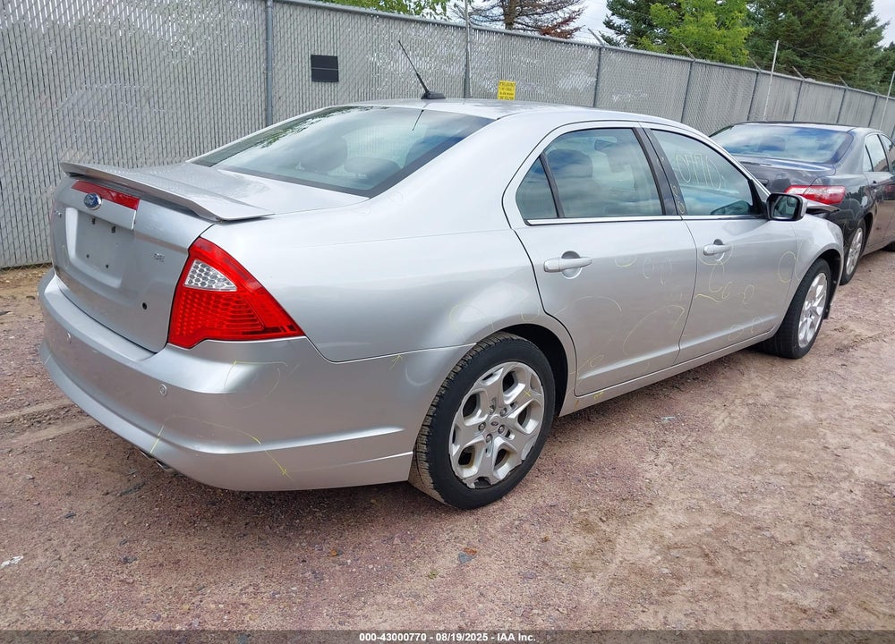 2011 FORD FUSION VIN: 3FAHP0HA7BR316547