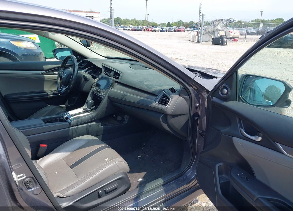 2016 HONDA CIVIC TOURING VIN: 19XFC1F95GE031064