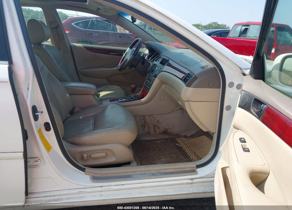 2003 LEXUS ES 300 VIN: JTHBF30G930108562