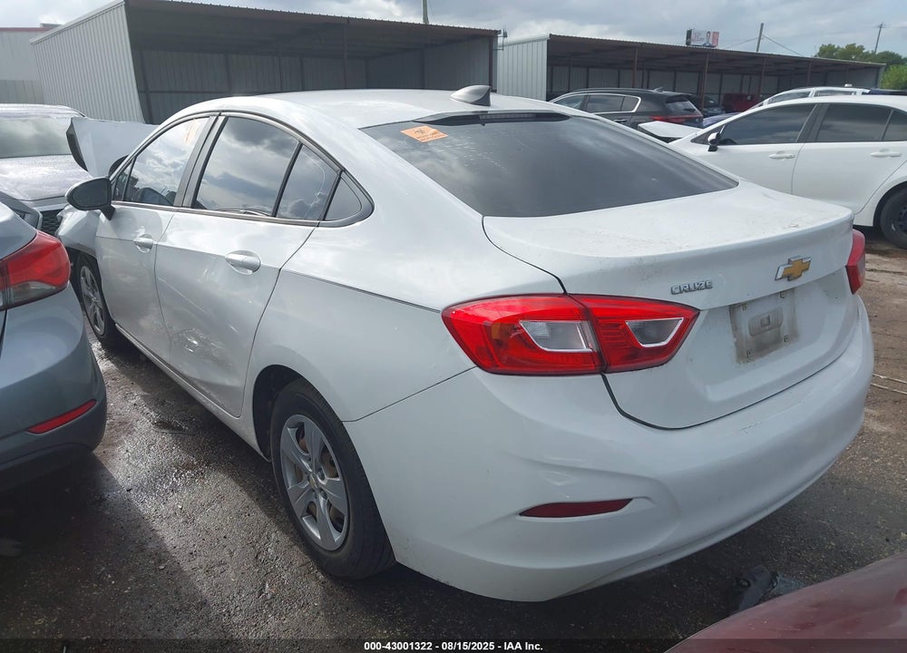 2017 CHEVROLET CRUZE VIN: 1G1BC5SM7H7206120