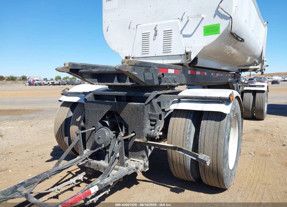 1999 RELIANCE TRAILER MFG TRANSFER TRAILER VIN: 1REFA520XXC991280