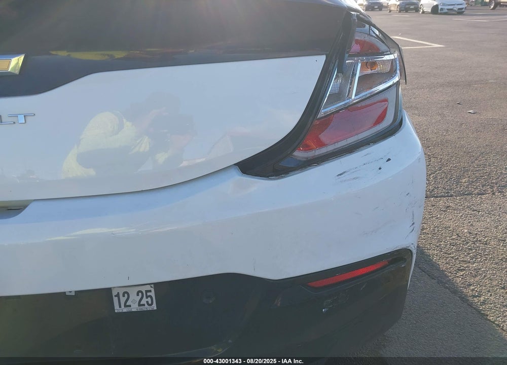 2017 CHEVROLET VOLT PREMIER VIN: 1G1RB6S57HU107640
