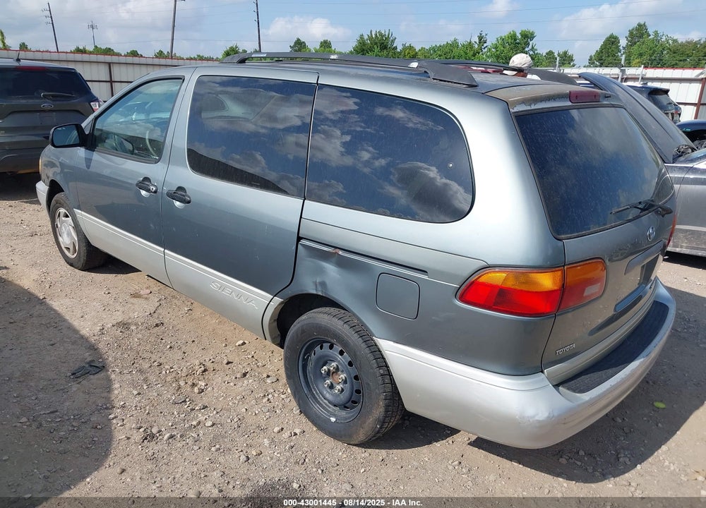 1999 TOYOTA SIENNA XLE VIN: 4T3ZF13C4XU165007