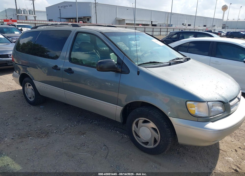 1999 TOYOTA SIENNA XLE VIN: 4T3ZF13C4XU165007