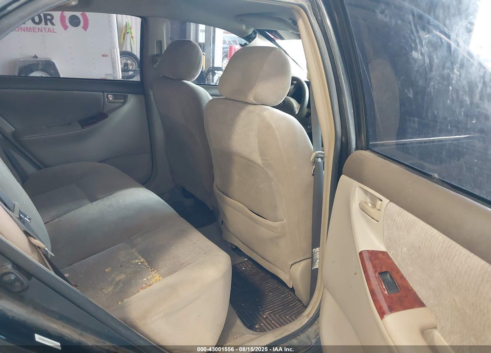 2005 TOYOTA COROLLA LE VIN: 1NXBR32E45Z358755