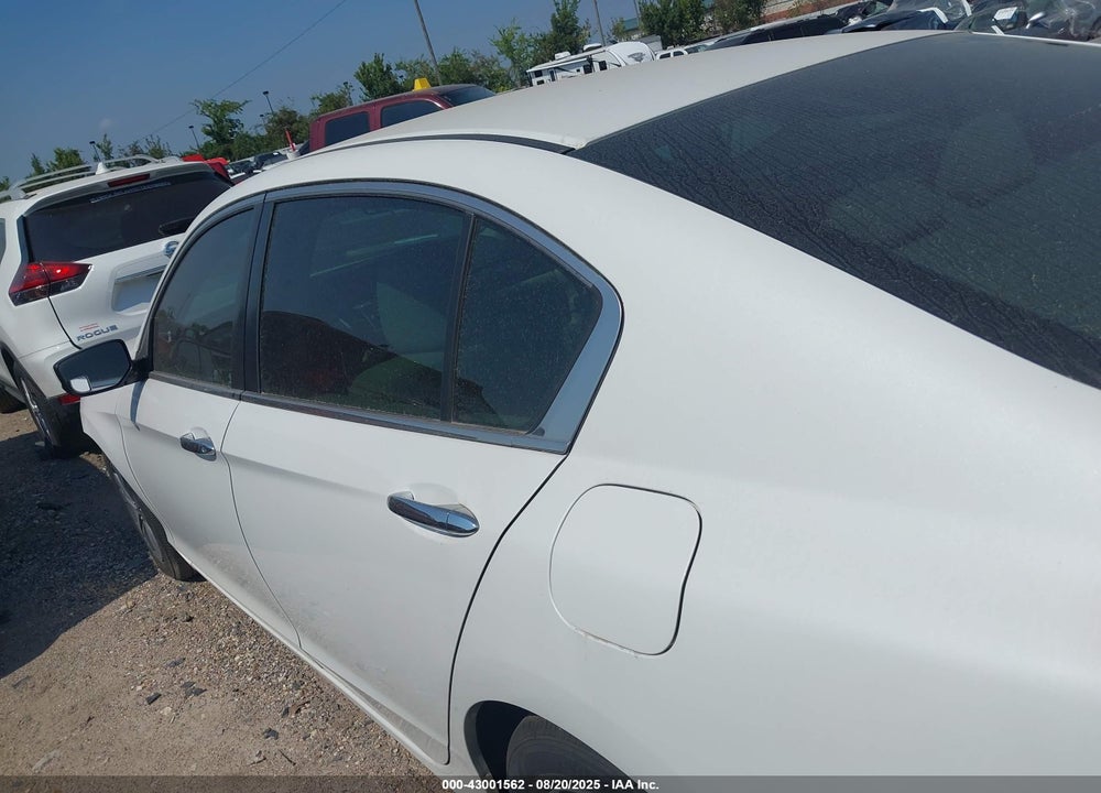 2013 HONDA ACCORD VIN: 1HGCR2F36DA262557